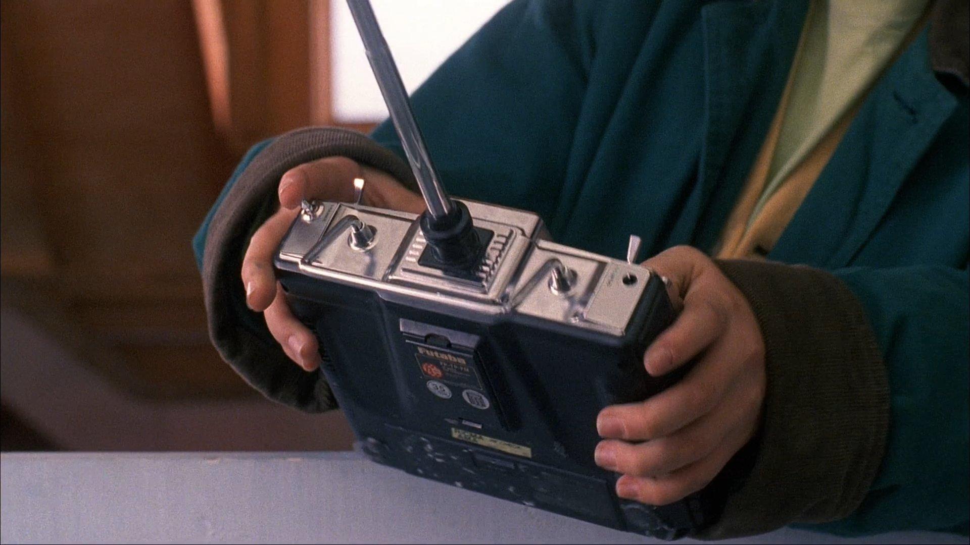 Remote 1993 movie scene