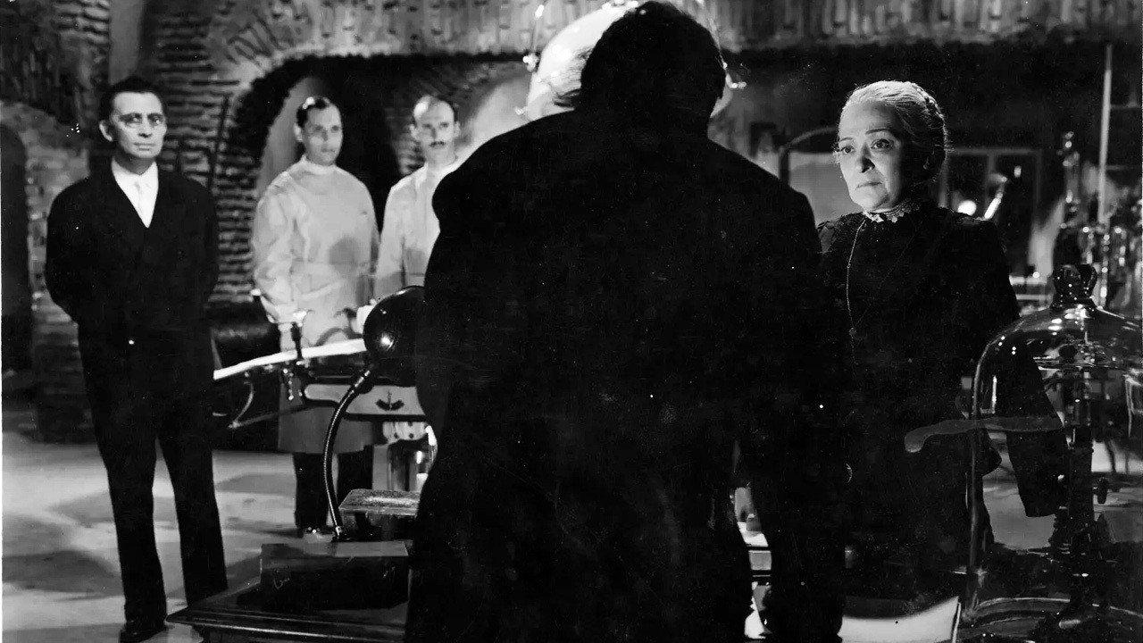 A Light in the Window 1942 movie scene