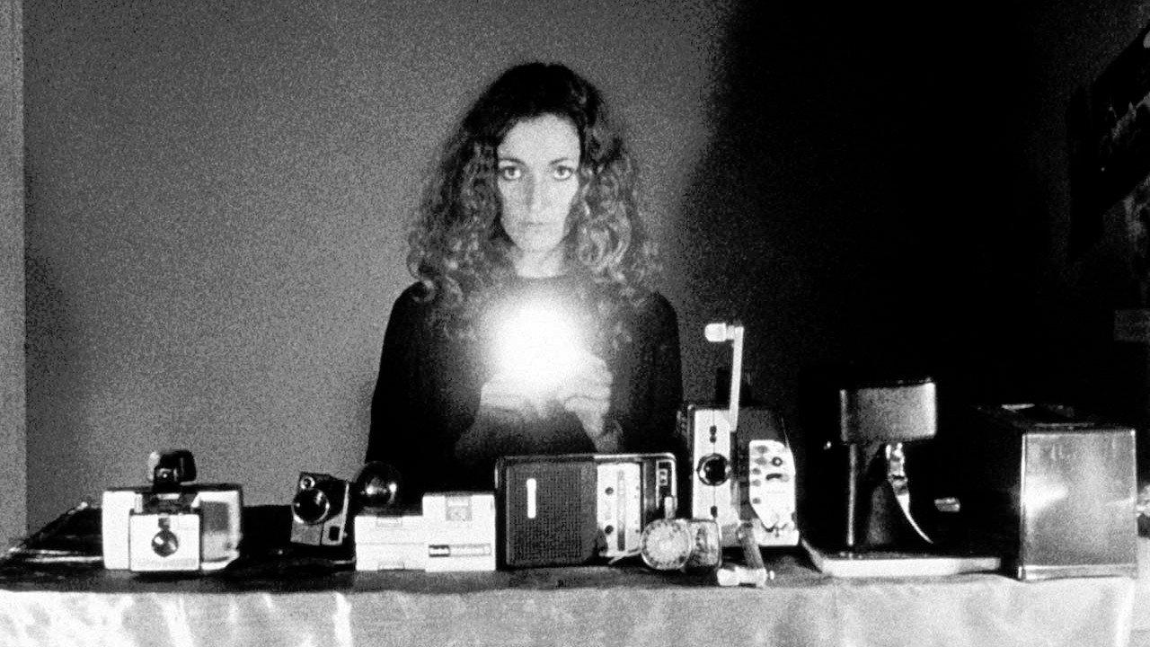 Deux fois 1968 movie scene