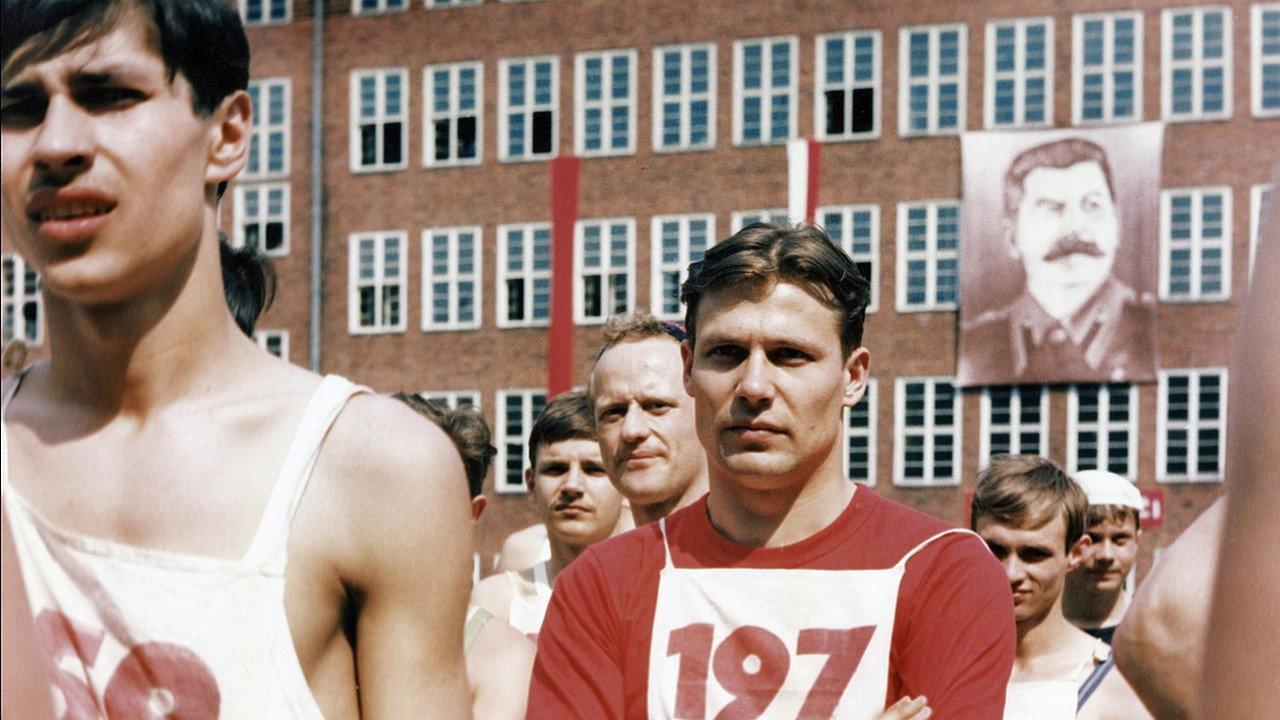 The Big Race 1981 movie scene
