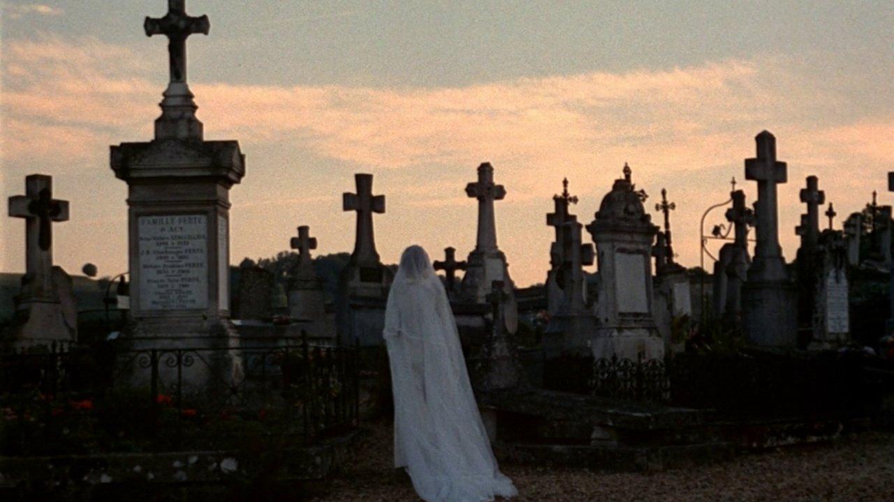 The Shiver of the Vampires 1971 movie scene