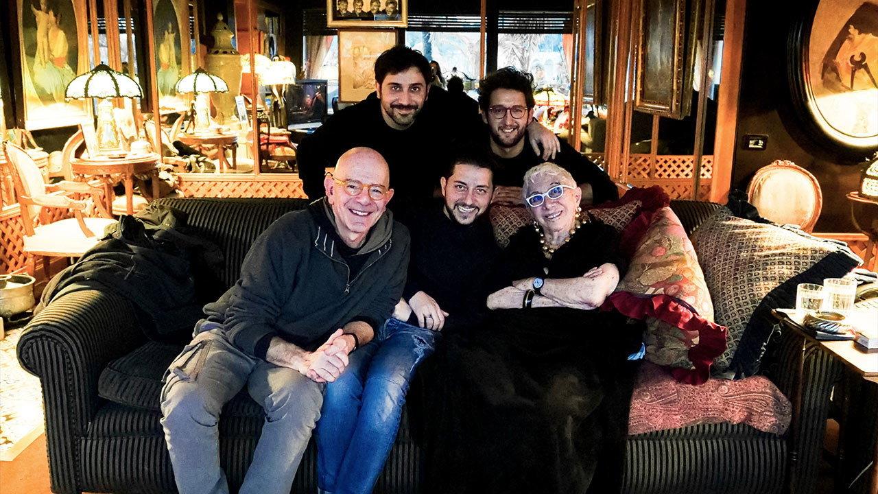 Noi ce la siamo cavata 2023 movie scene