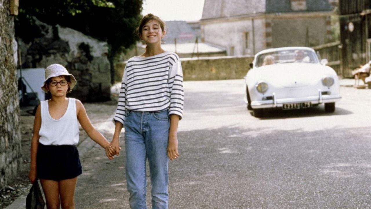 An Impudent Girl 1985 movie scene