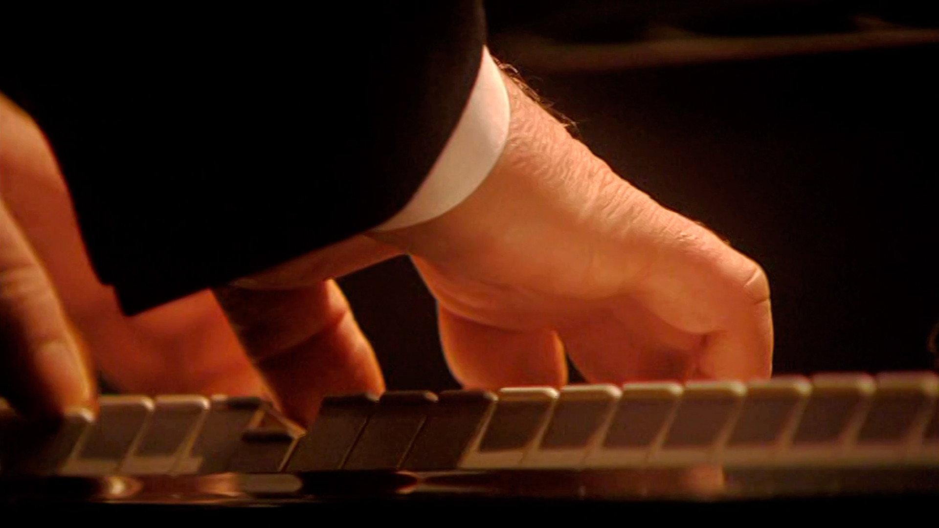 Barenboim on Beethoven - The Complete Piano Sonatas Live from Berlin 2007 movie scene