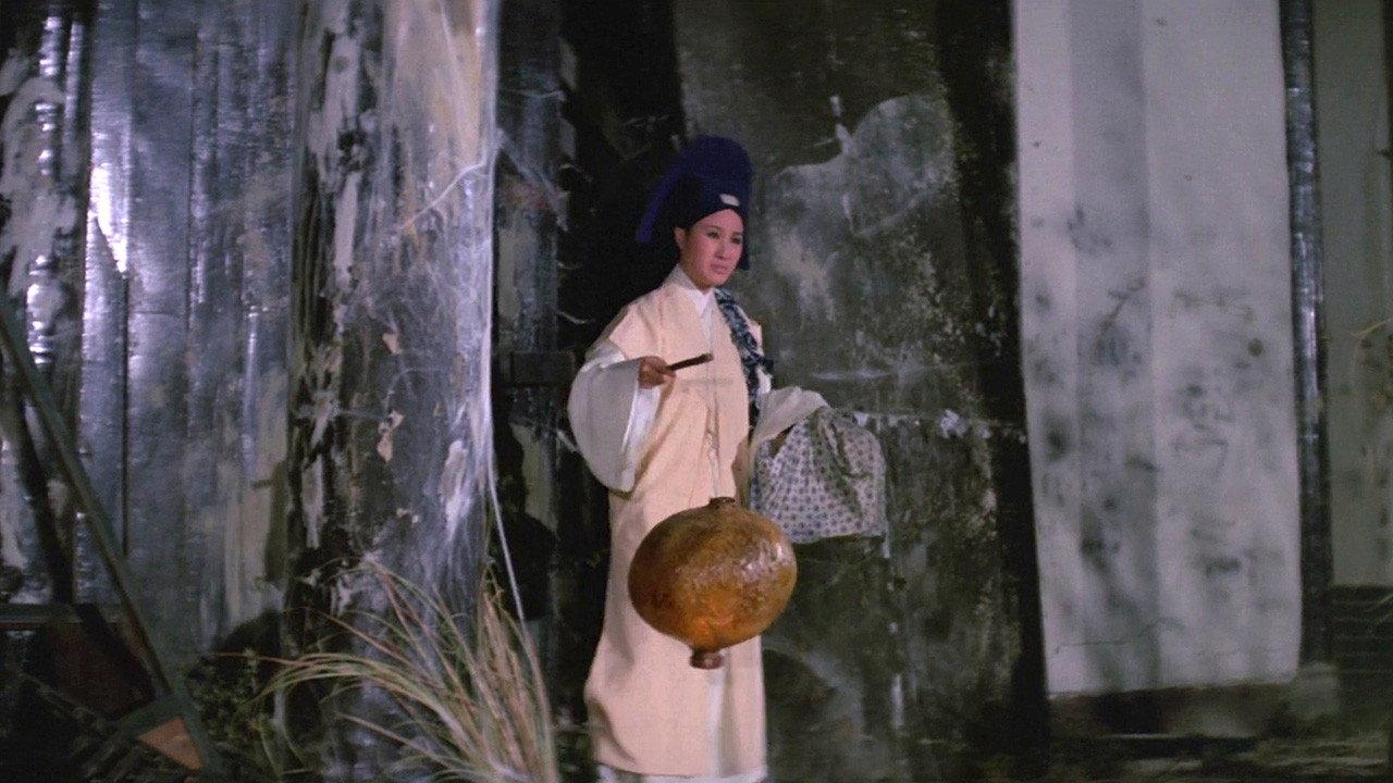 The Enchanting Ghost 1970 movie scene