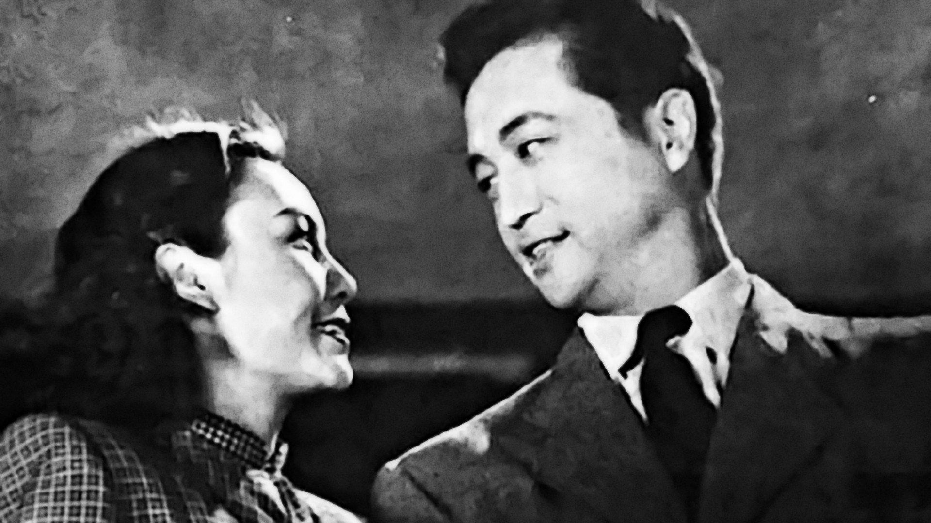 Eight Thousand Li of Cloud and Moon 1947 movie scene