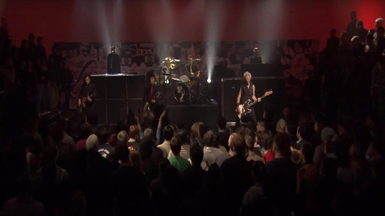 Green Day - VH1 Storytellers 2005 movie scene