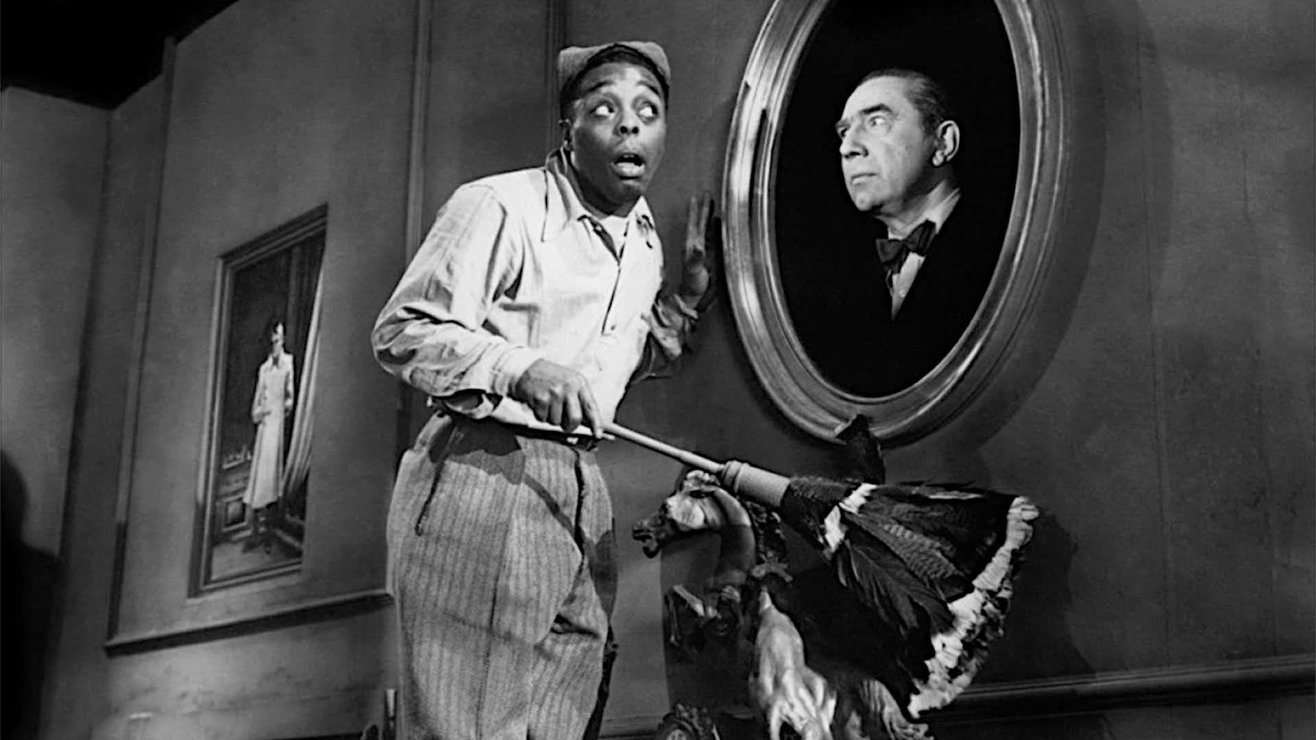 Ghosts on the Loose 1943 movie scene