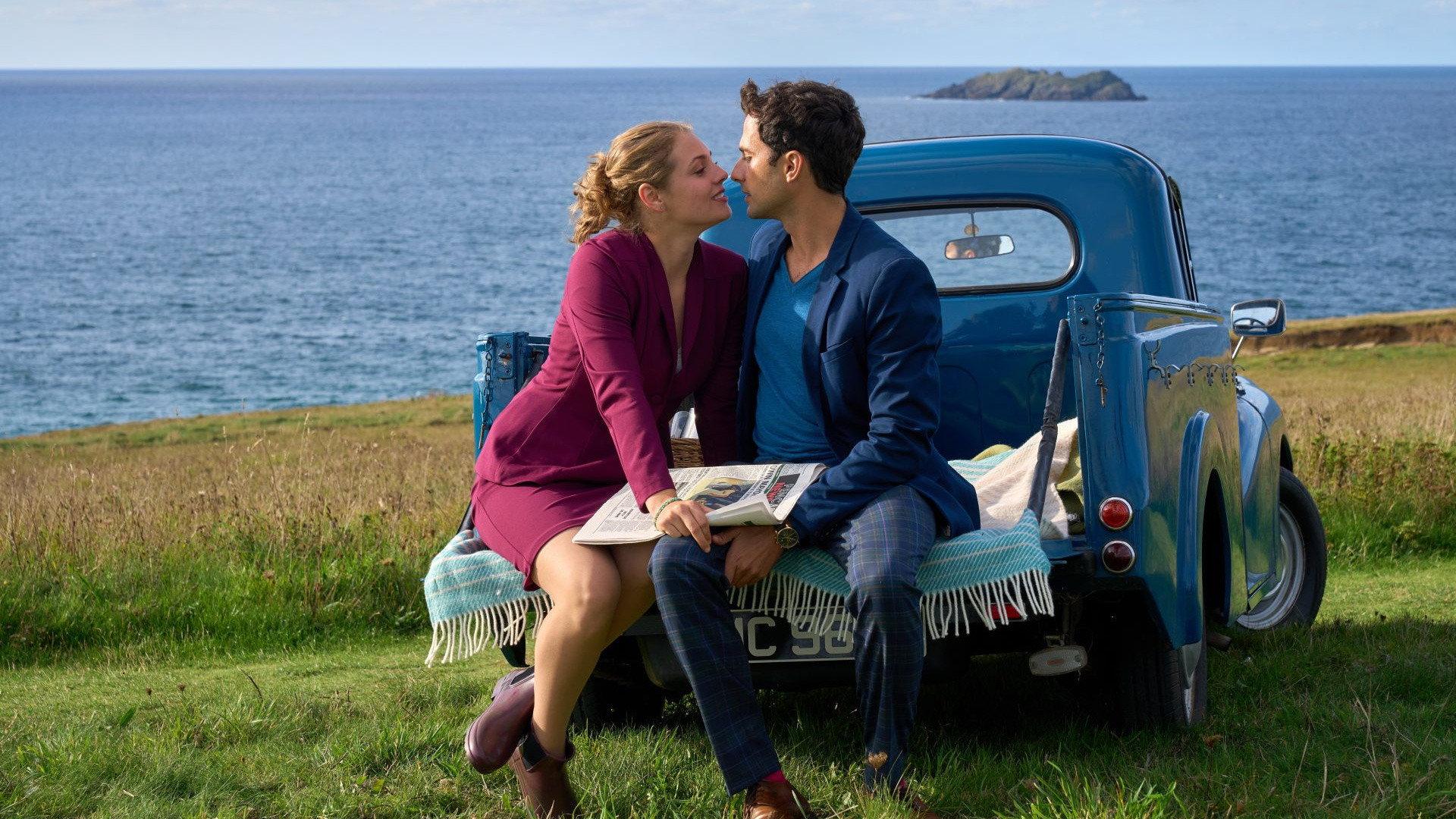Rosamunde Pilcher: Schlagzeile Liebe 2023 movie scene