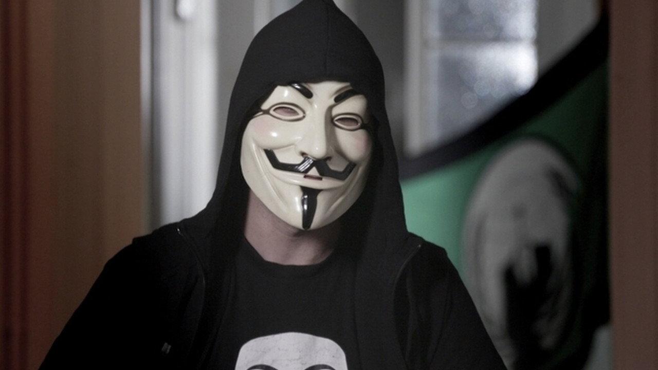 Hackers 1-O 2018 movie scene