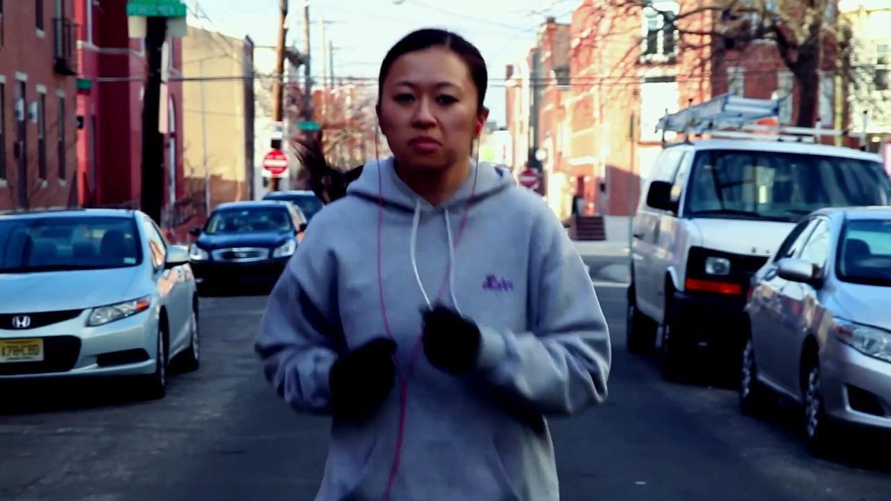 Hanh, Solo 2017 movie scene