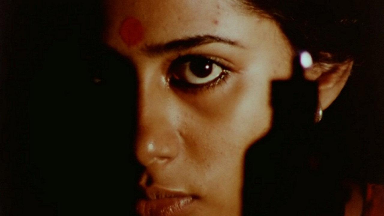 Aakrosh 1980 movie scene