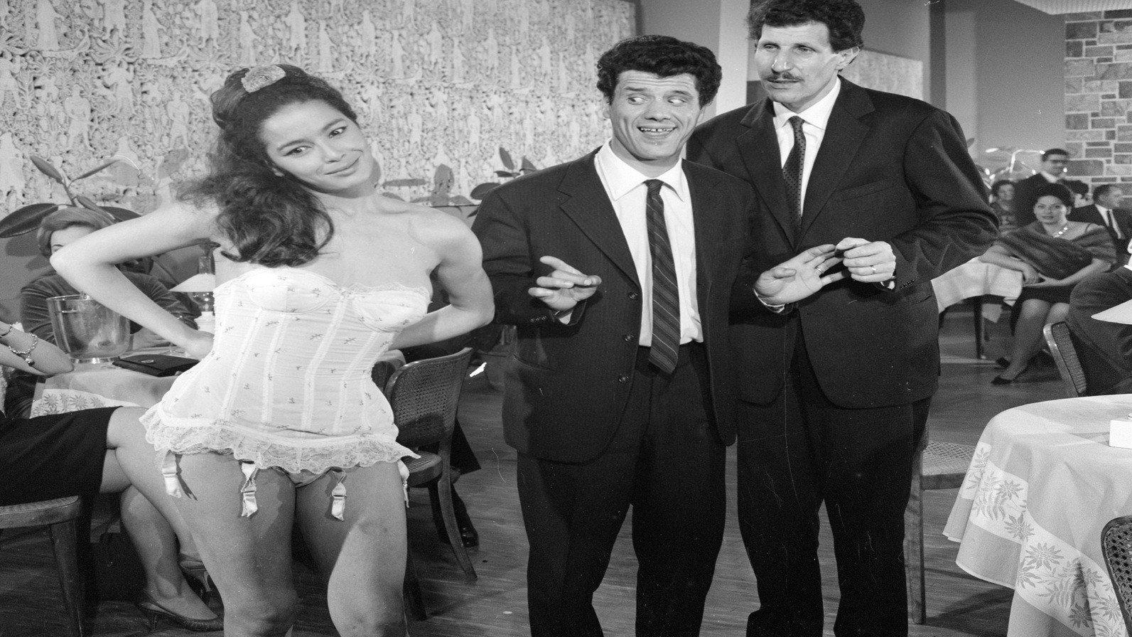 These Mad, Mad Women 1964 movie scene
