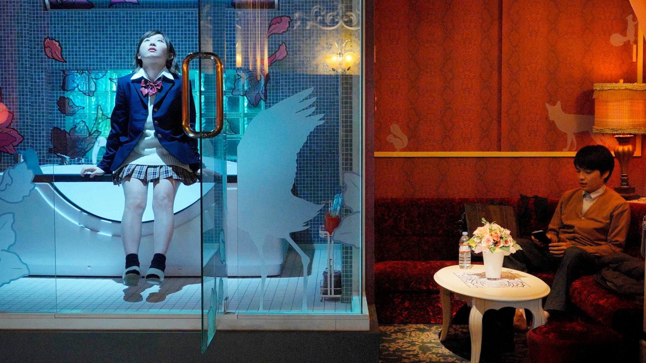 Hotel Royal 2020 movie scene