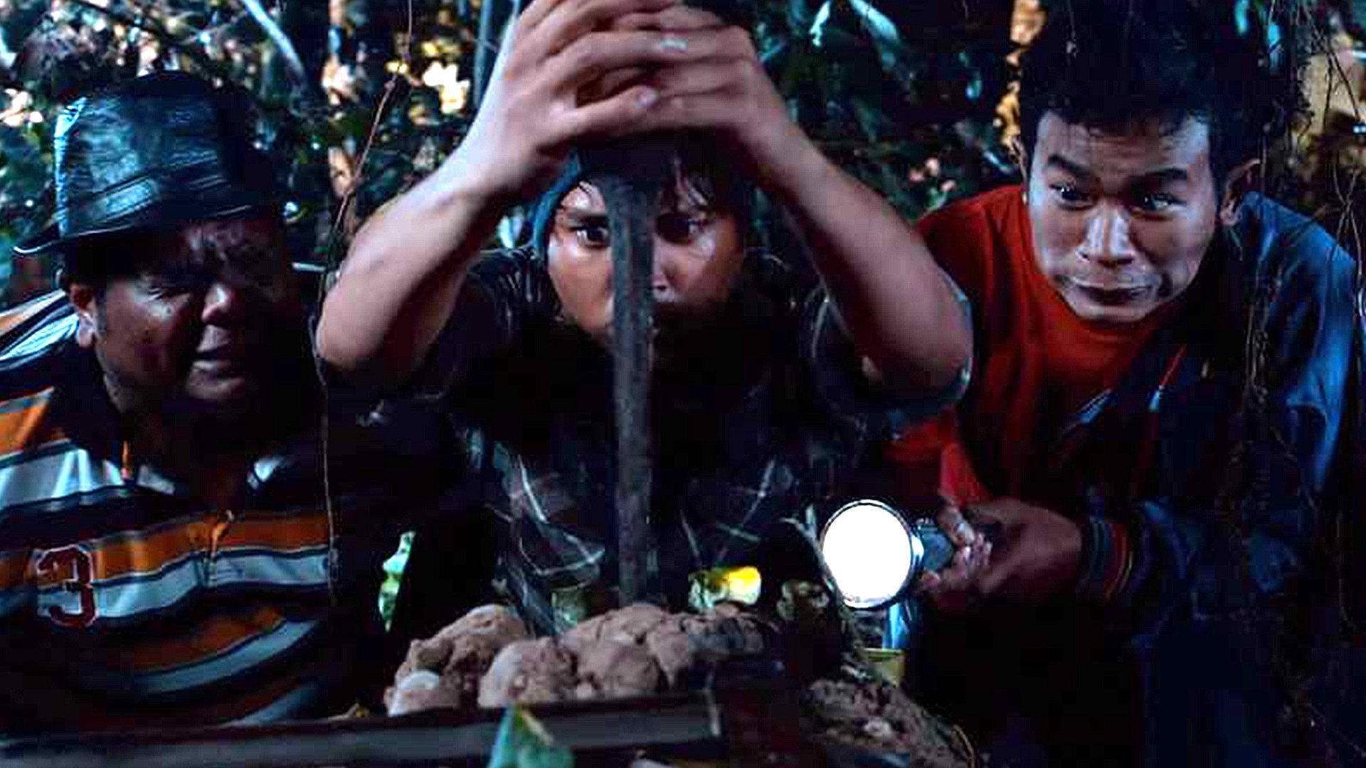 Nongkrong 2012 movie scene