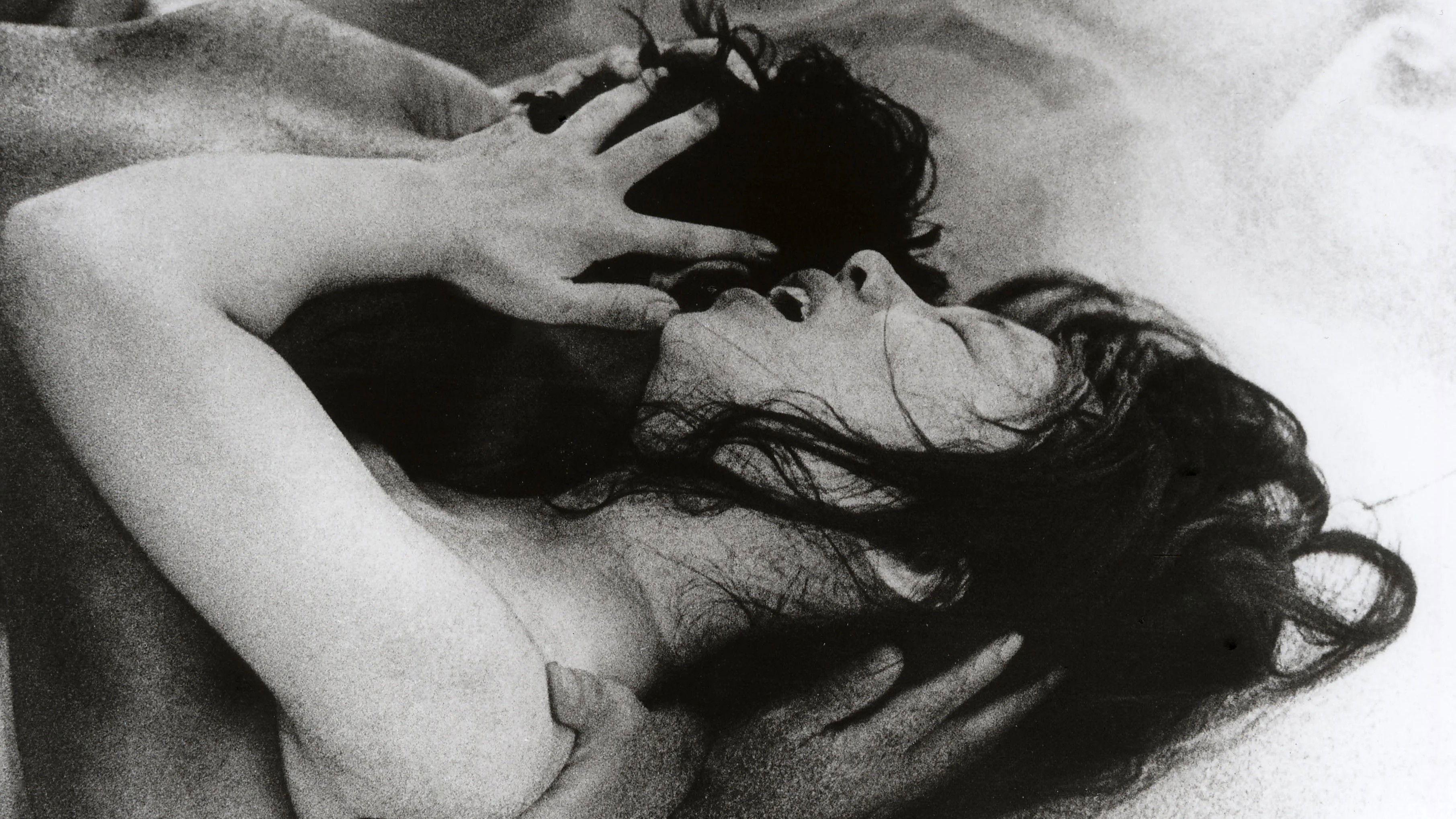 Woman in the Dunes 1964 movie scene