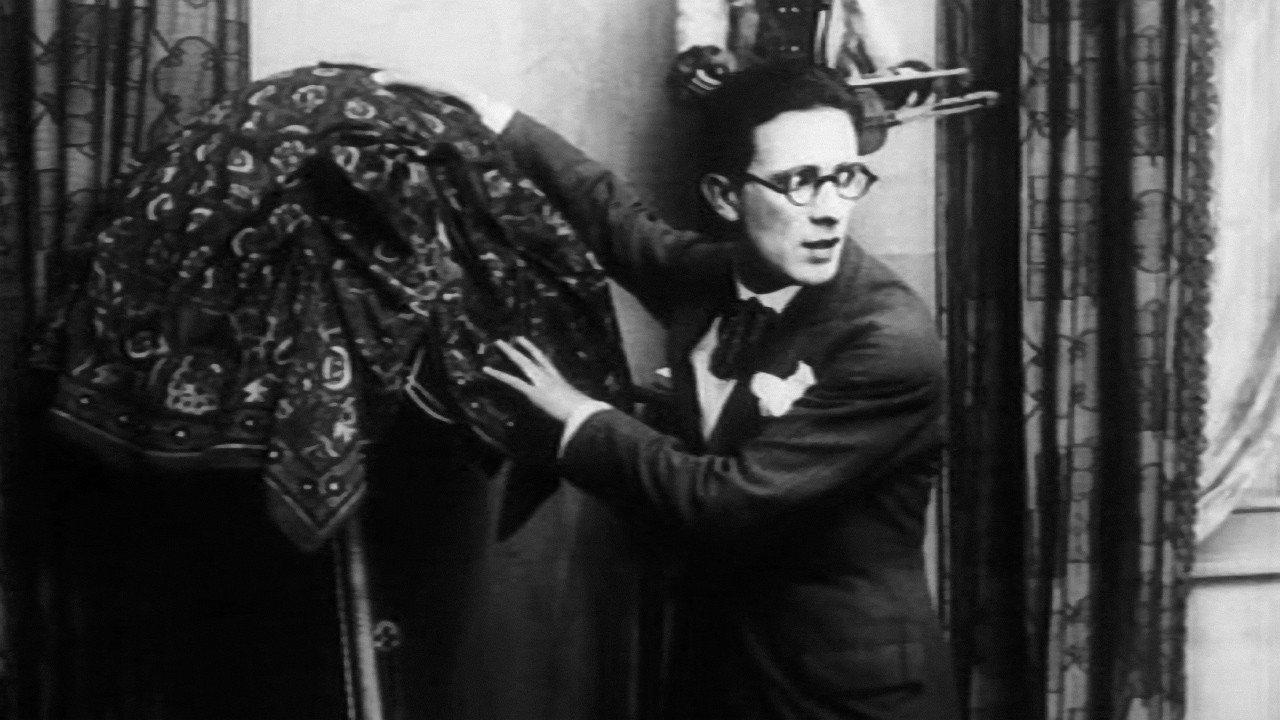 Hypnotism at Home 1927 movie scene