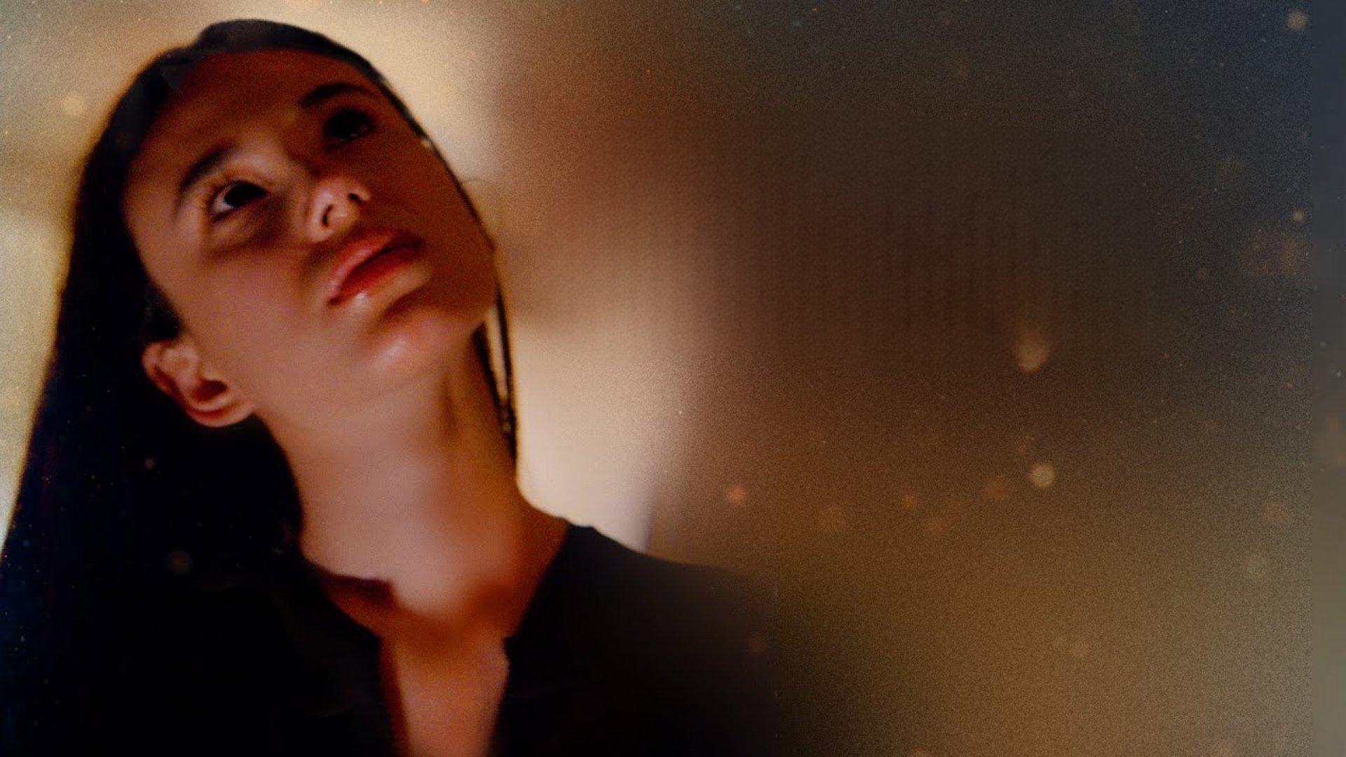 Angels in Retina 2025 movie scene