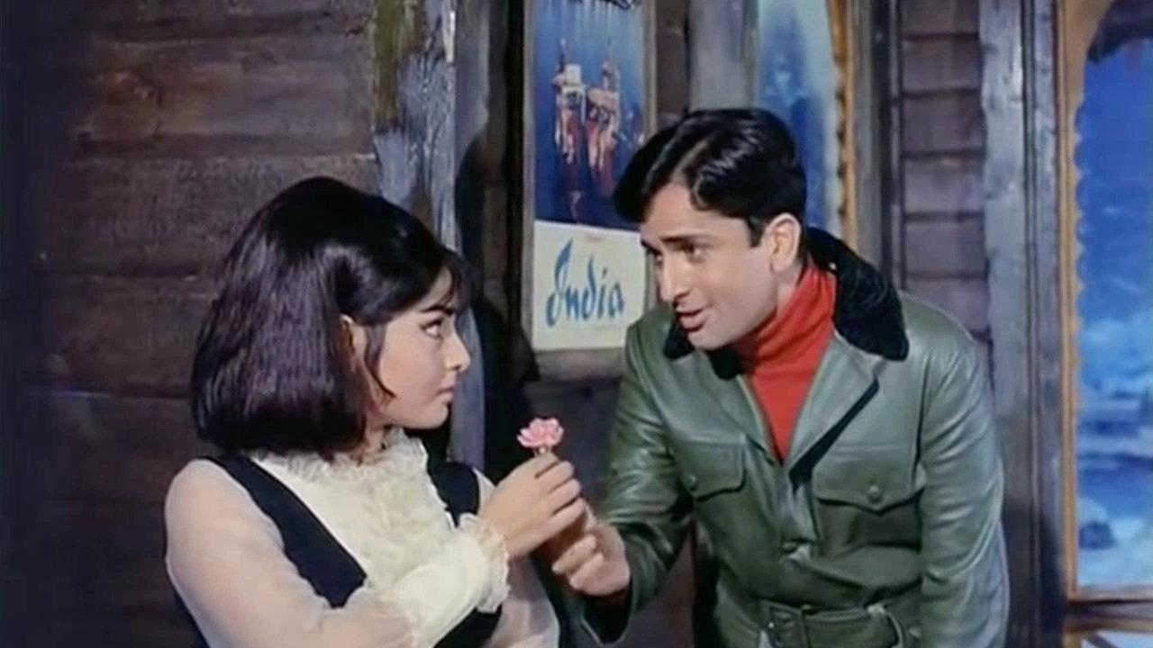 Sharmeelee 1971 movie scene