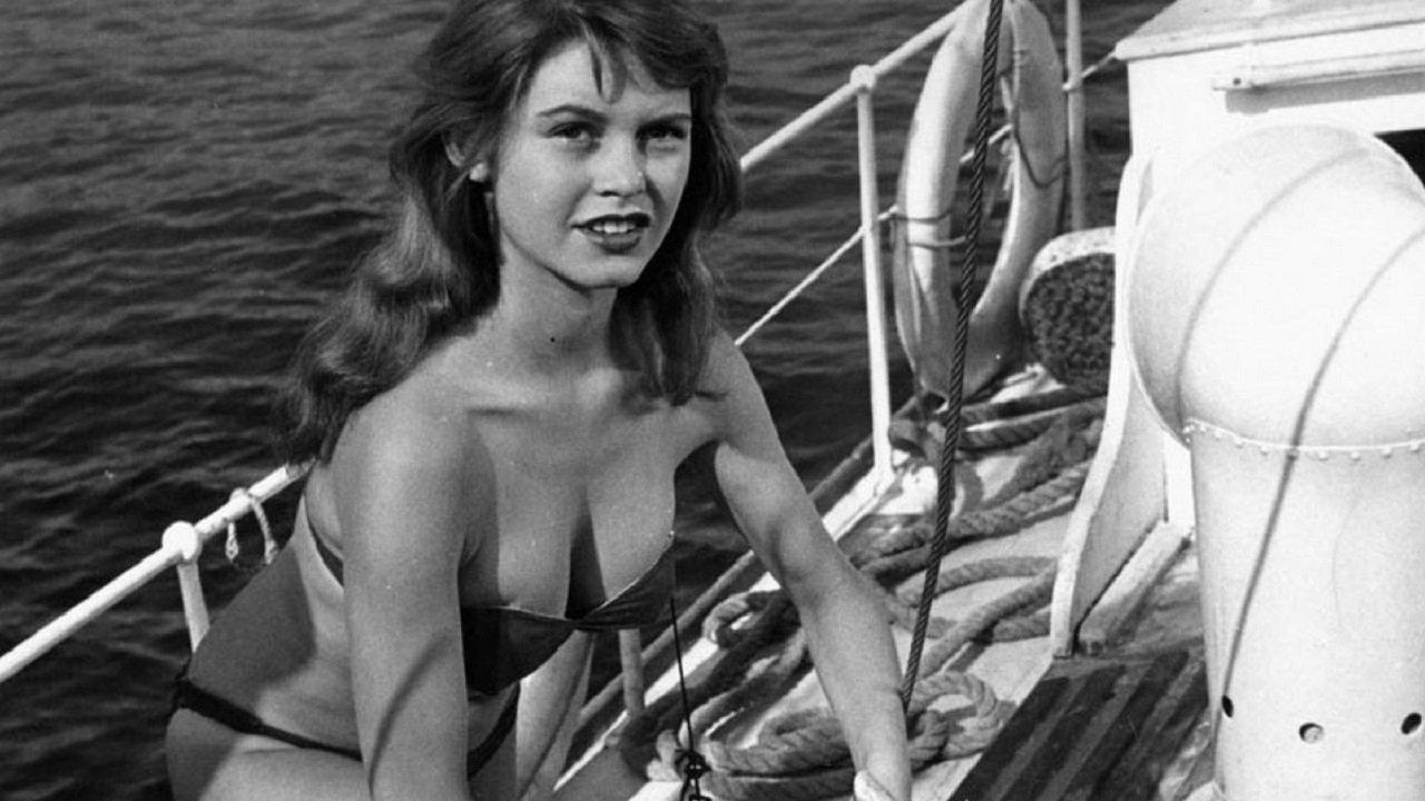 Manina, the Lighthouse-Keeper's Daughter 1952 movie scene
