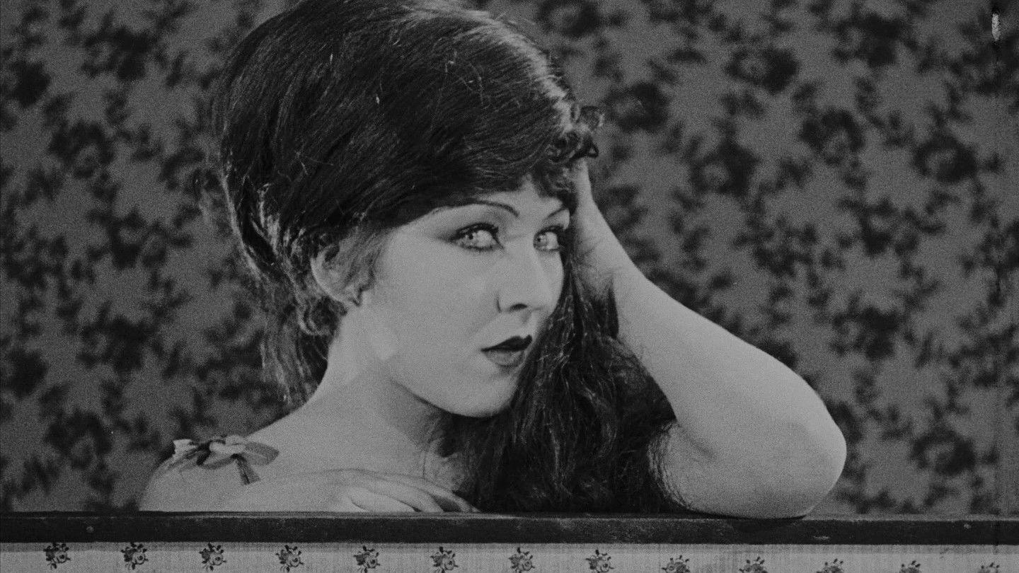 Nana 1926 movie scene