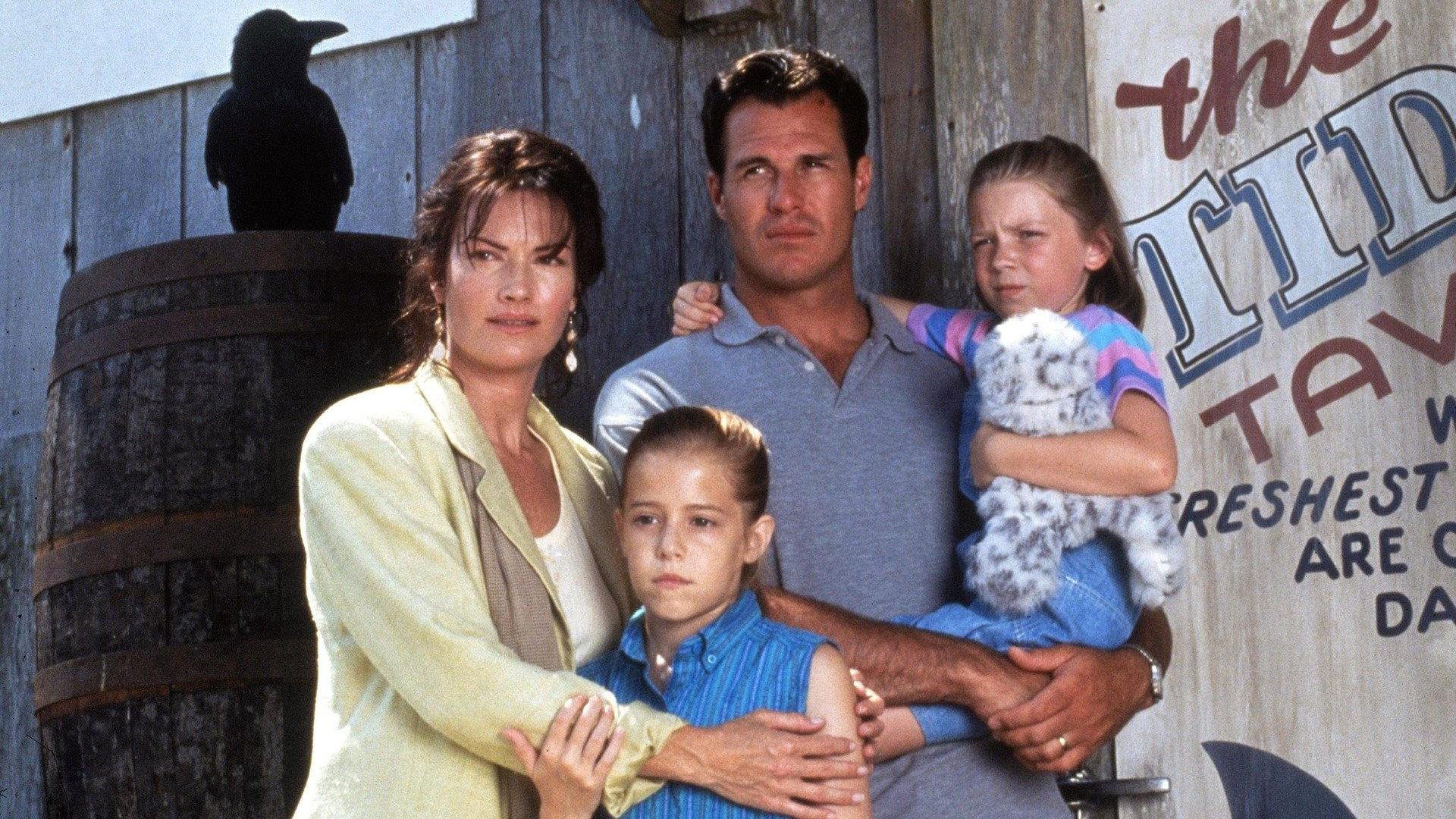 The Birds II: Land's End 1994 movie scene