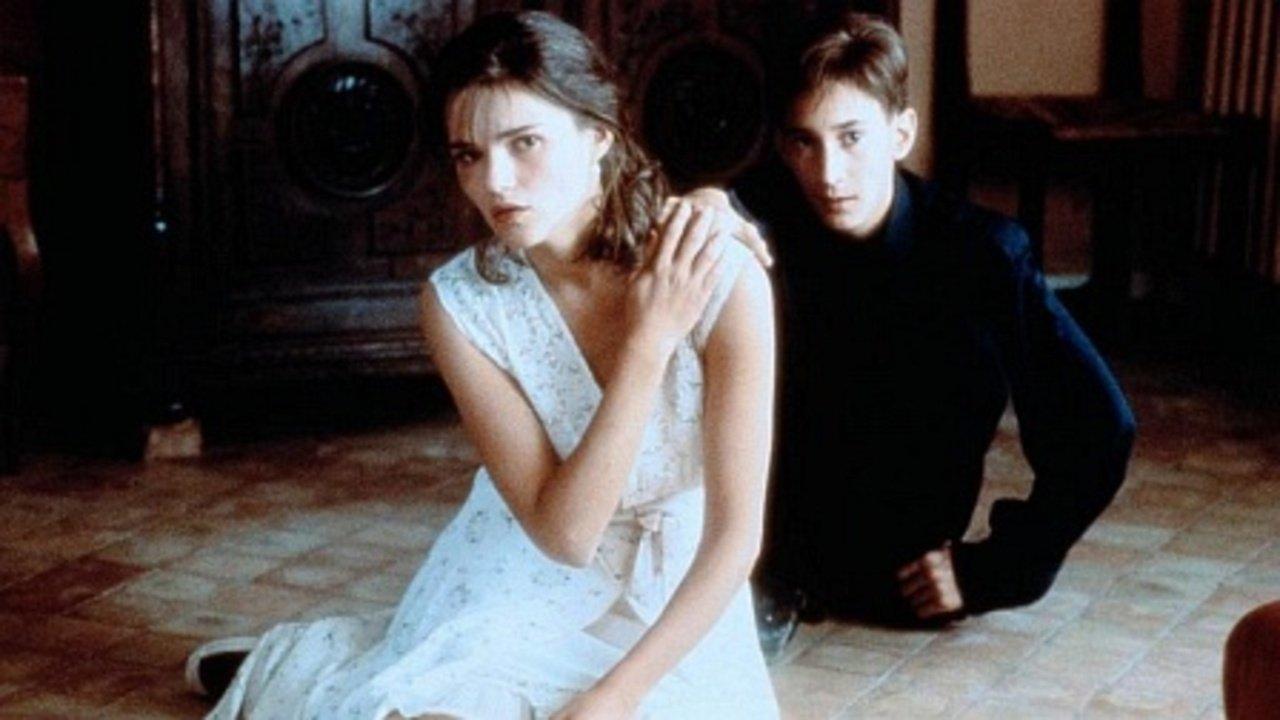 The Year of Awakening 1991 movie scene