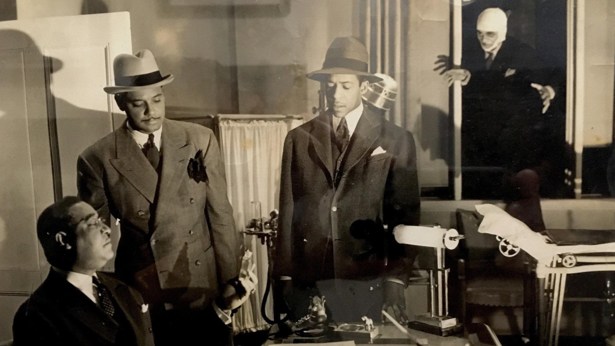 Four Shall Die 1940 movie scene