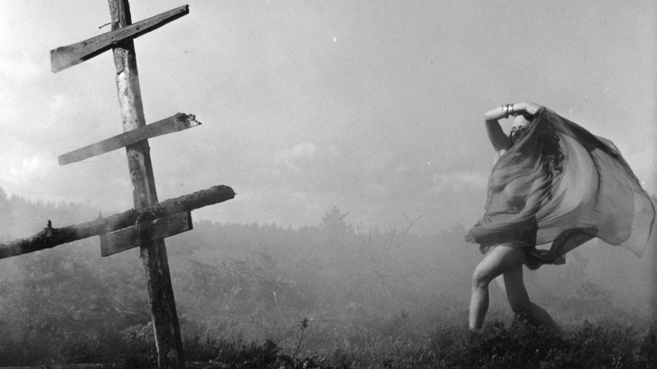 The Witch 1952 movie scene