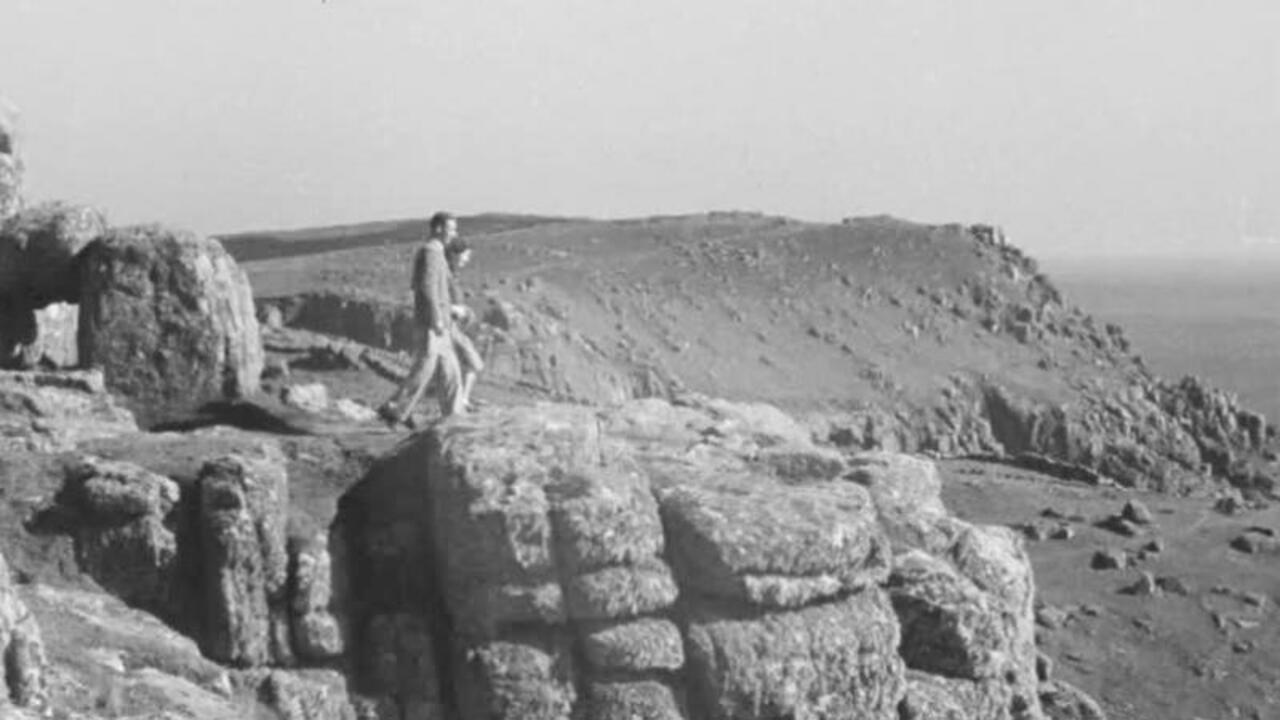 The Way to the West 1947 movie scene