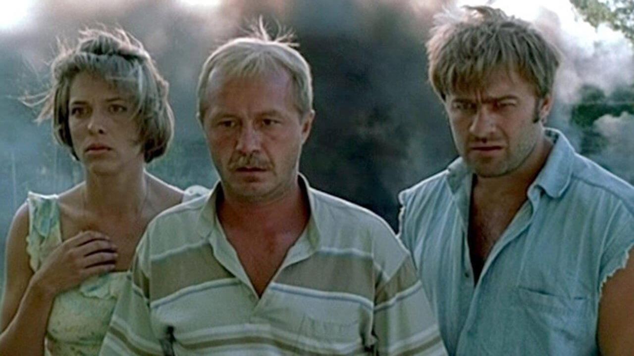 Trio 2003 movie scene