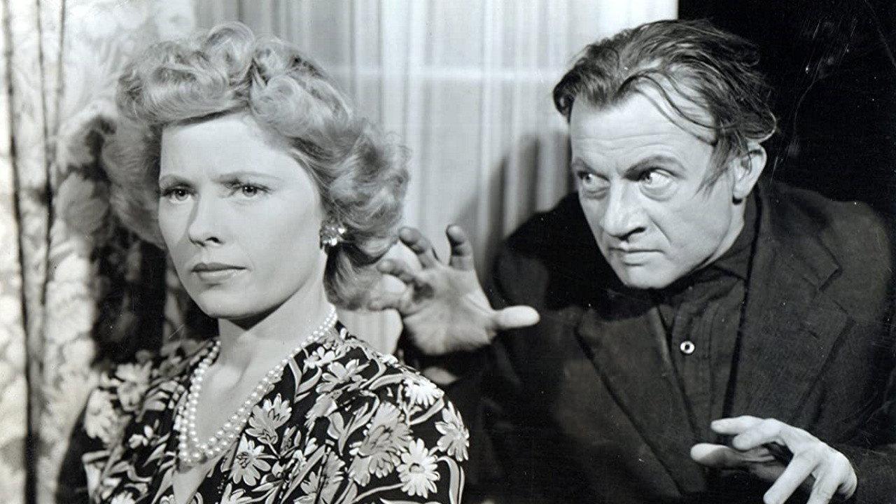 Dead Men Walk 1943 movie scene
