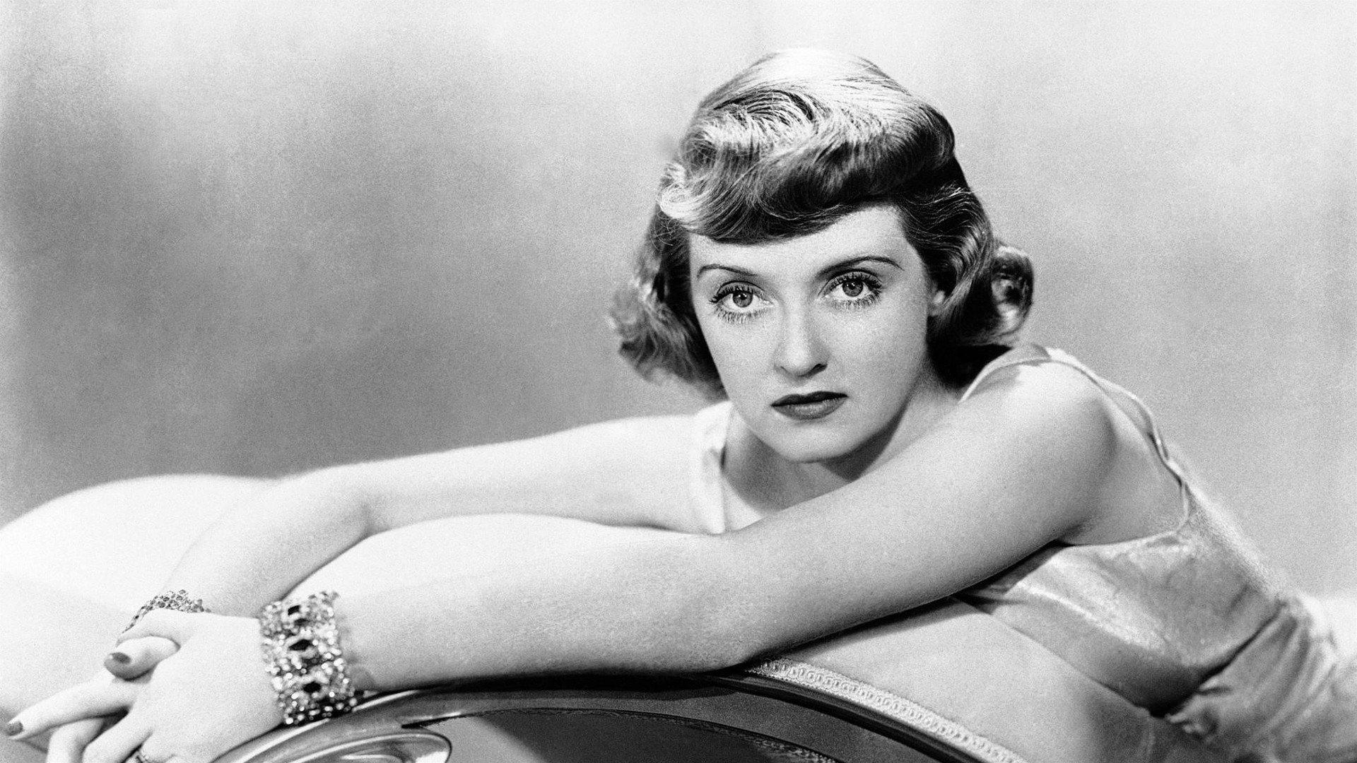 Stardust: The Bette Davis Story 2006 movie scene