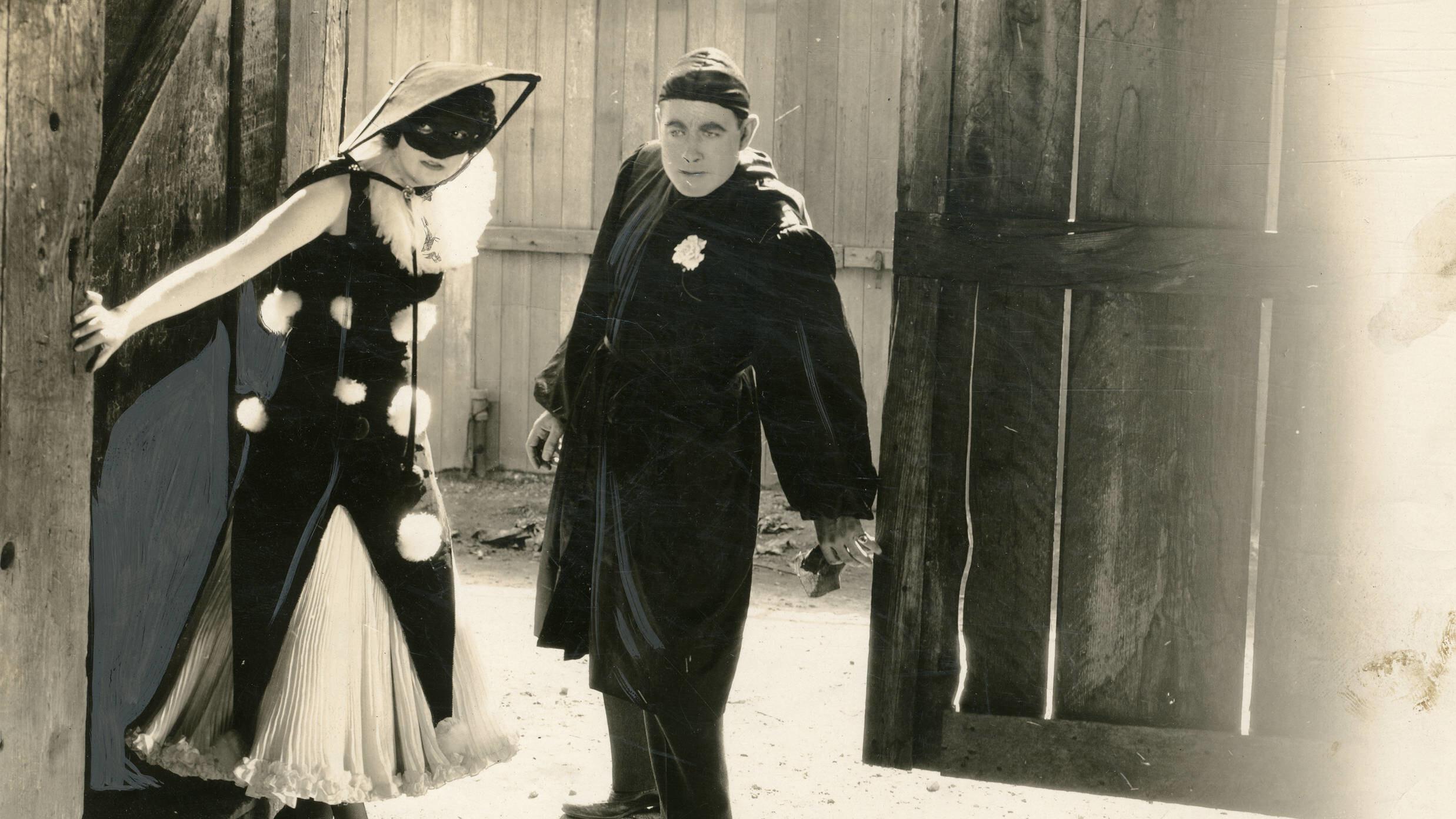 The Crimson Gardenia 1919 movie scene
