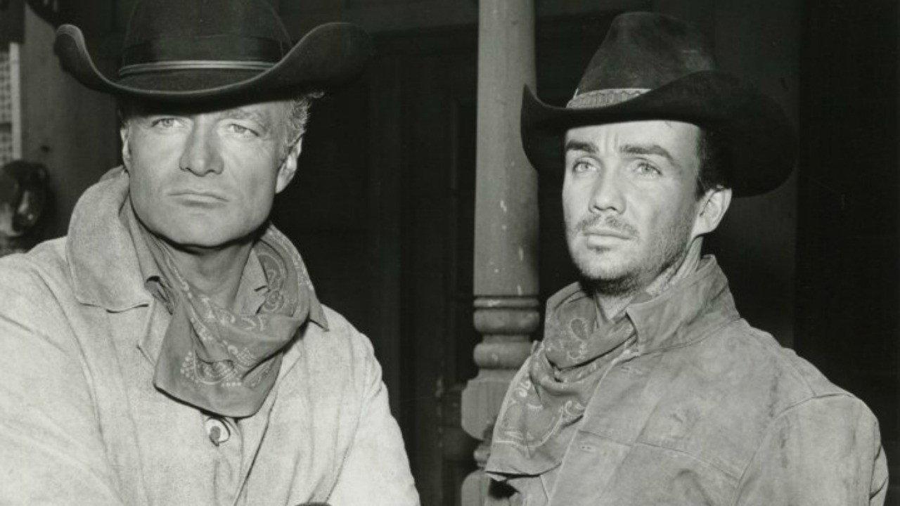 The Raiders 1963 movie scene