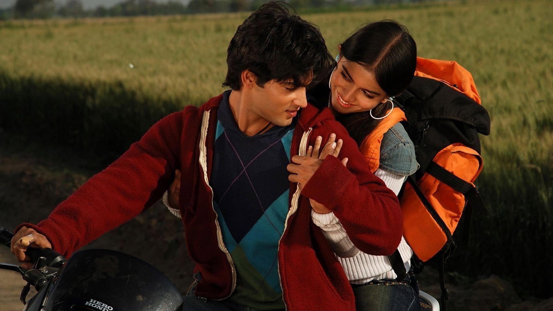 Teree Sang: A Kidult Love Story 2009 movie scene