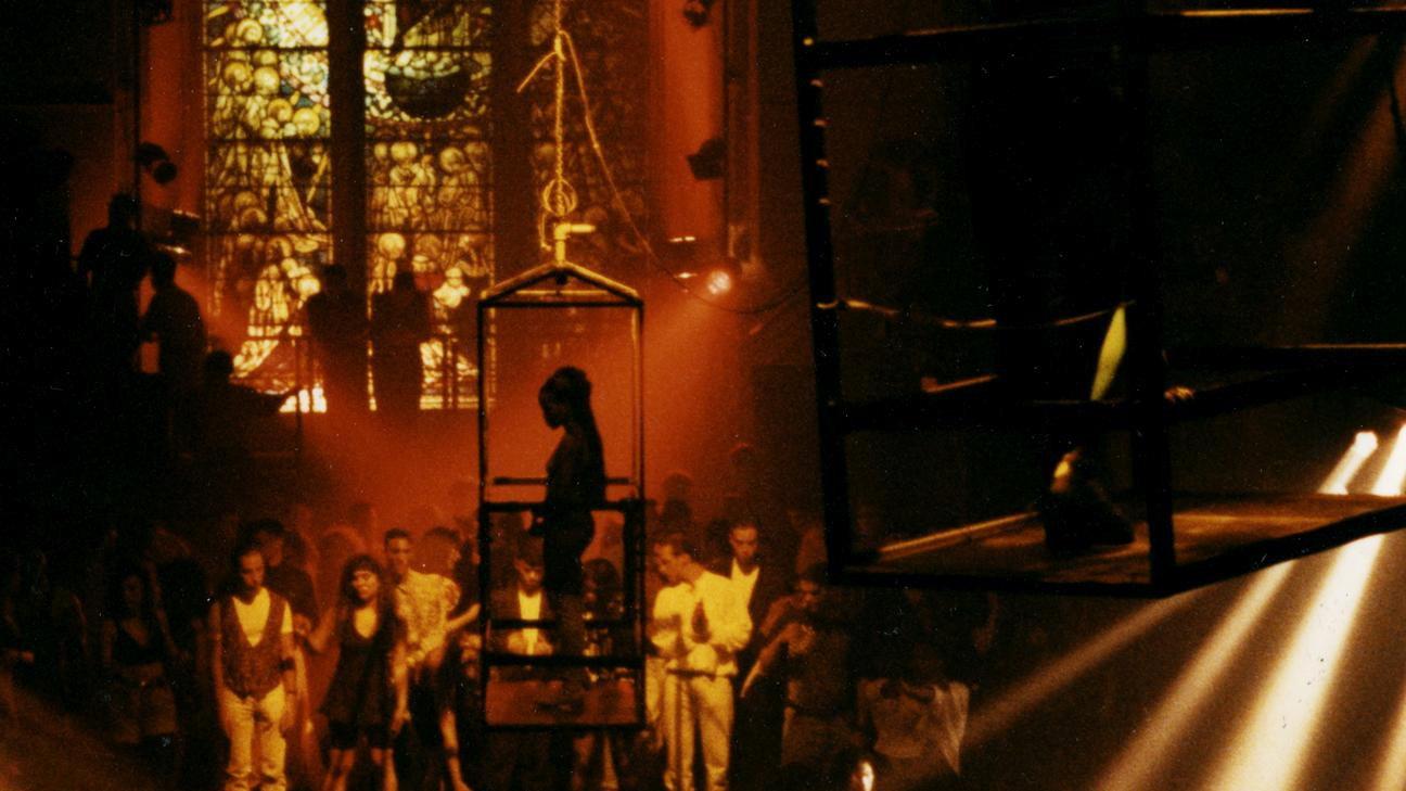 Limelight 2011 movie scene