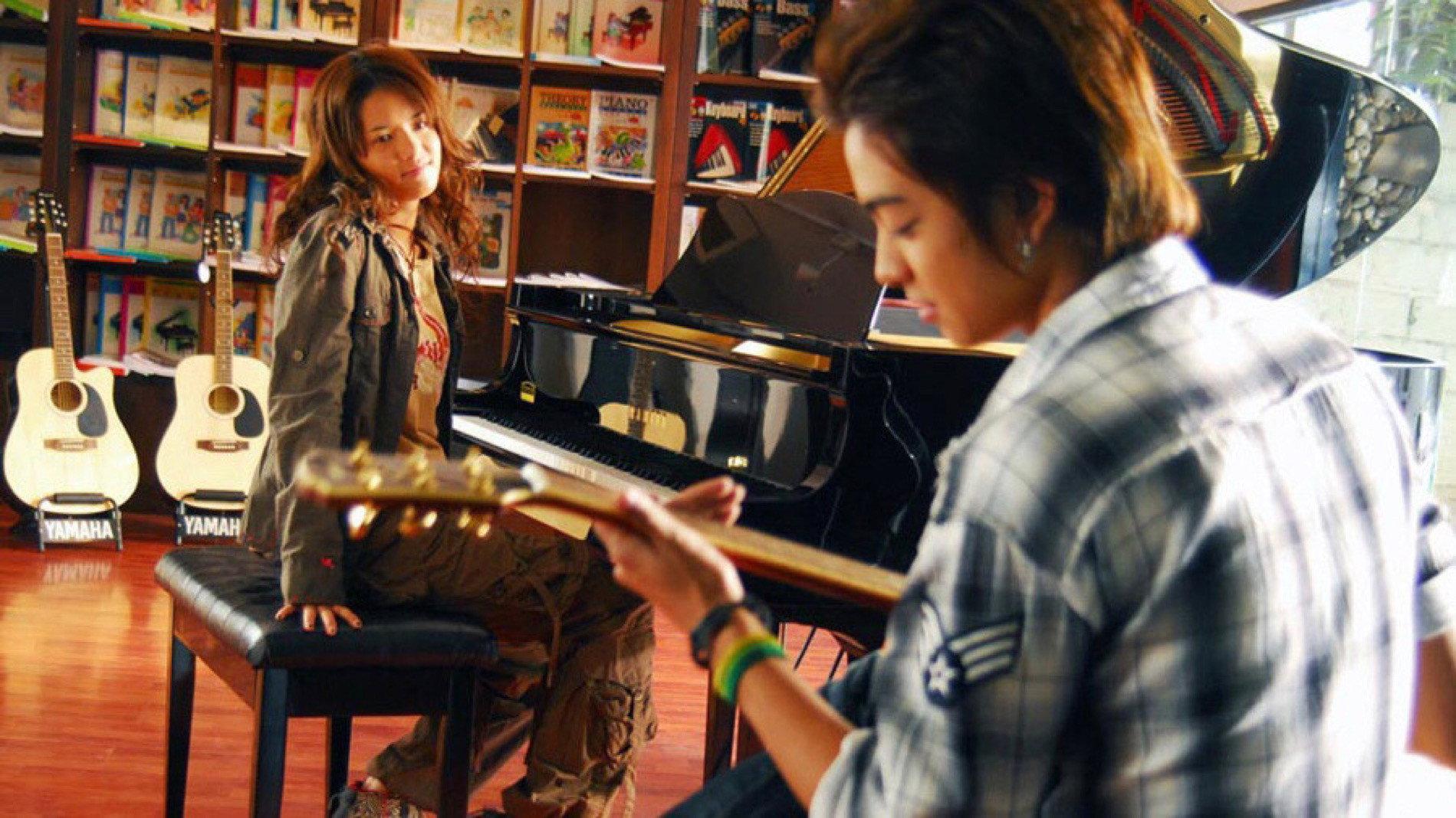 Roommate 2009 movie scene