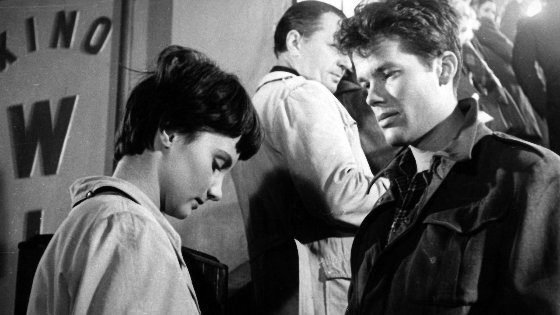Koniec nocy 1957 movie scene