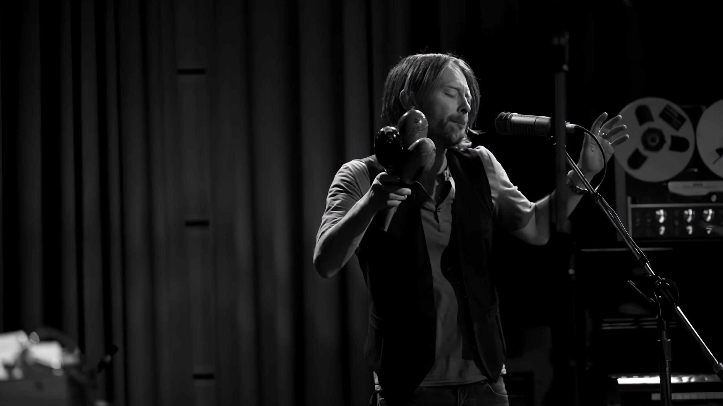 Radiohead: The King Of Limbs – Live From The Basement 2011 movie scene