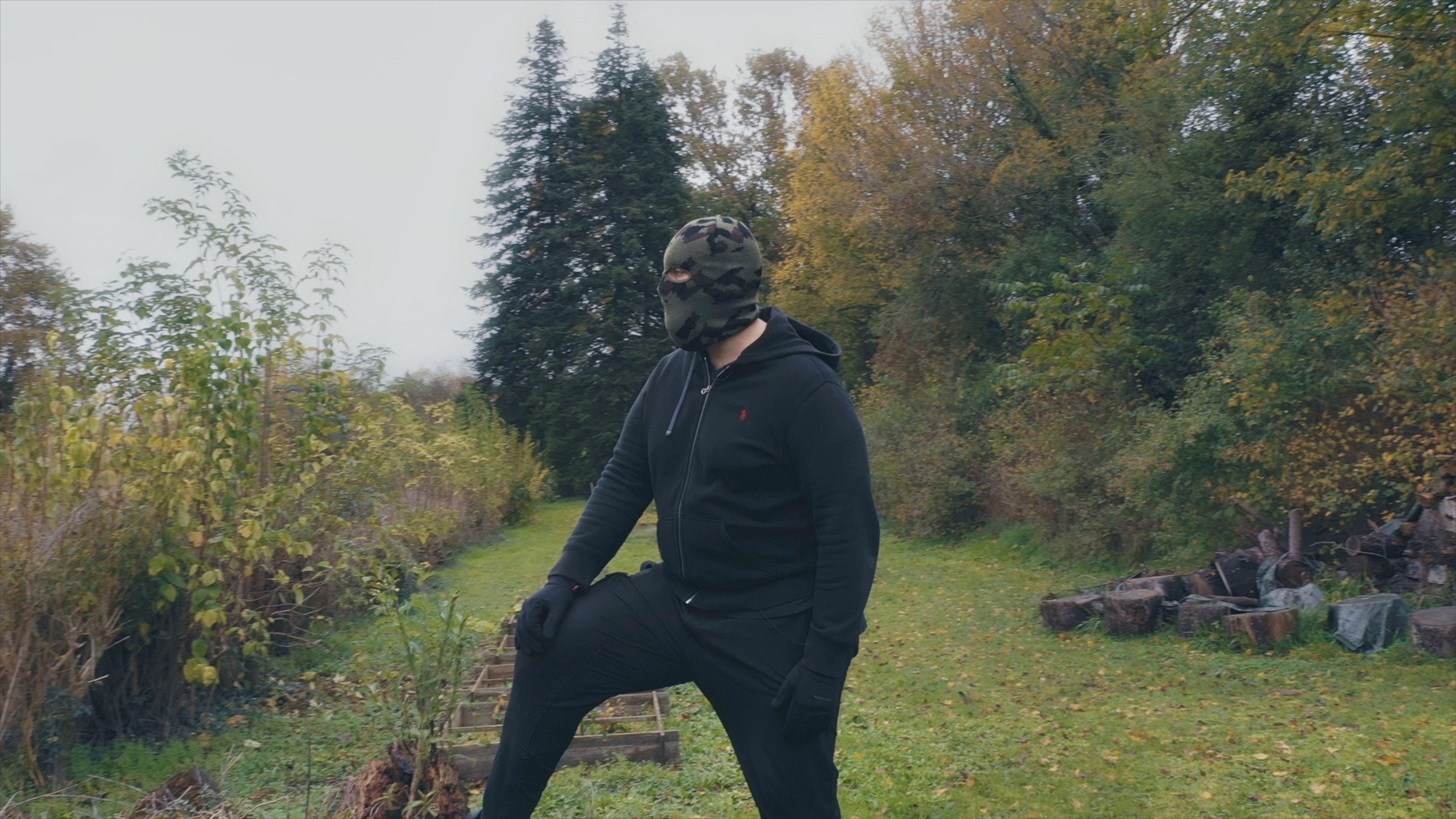La drogue est dans le pré 2023 movie scene