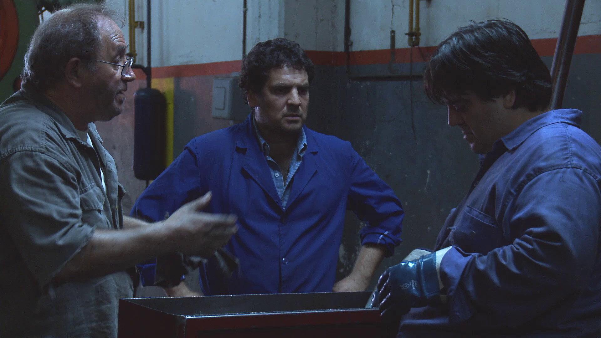 Industria Argentina 2012 movie scene