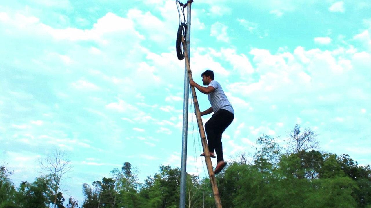 Jibon Onek Dami 2020 movie scene