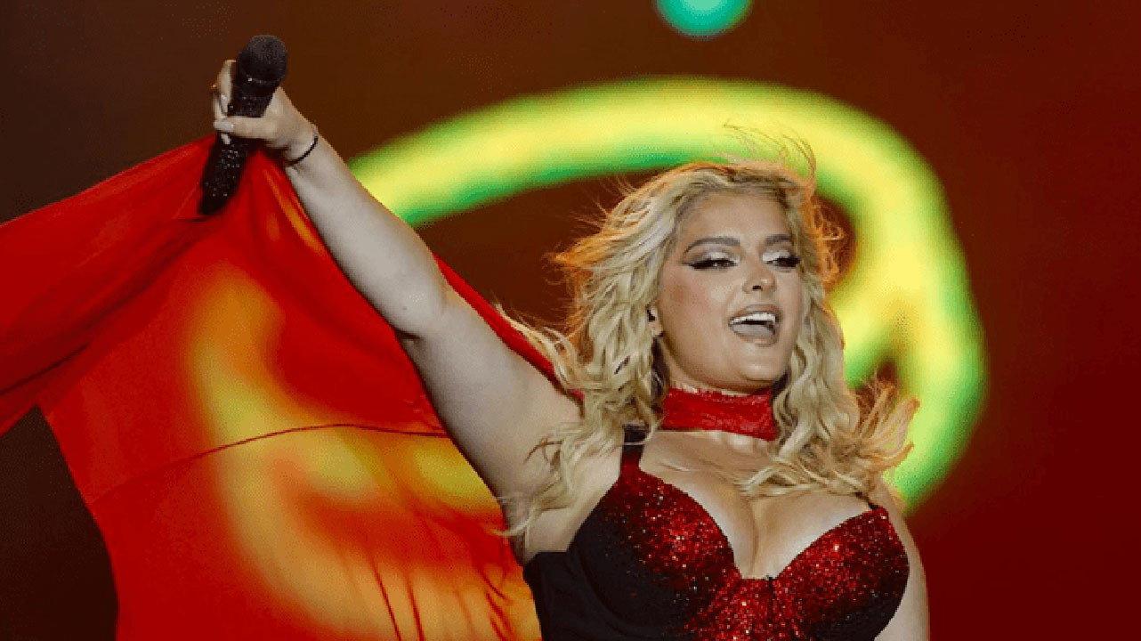 Bebe Rexha The Town 2023 2023 movie scene