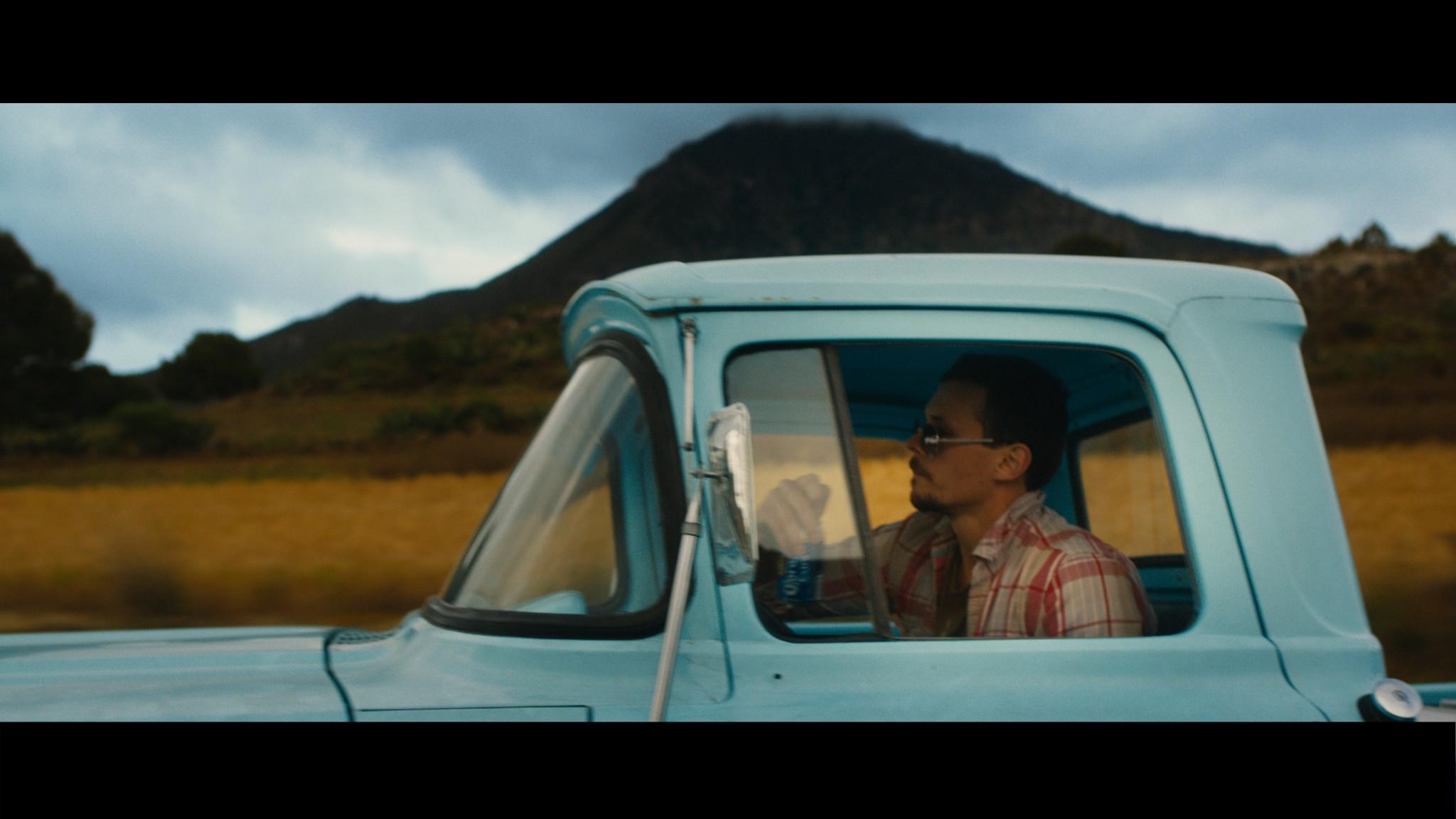 A Gringo Honeymoon 2015 movie scene