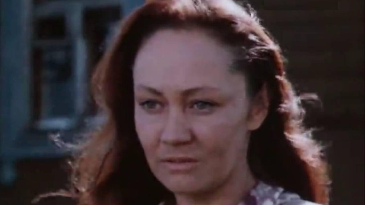 Dew 1975 movie scene