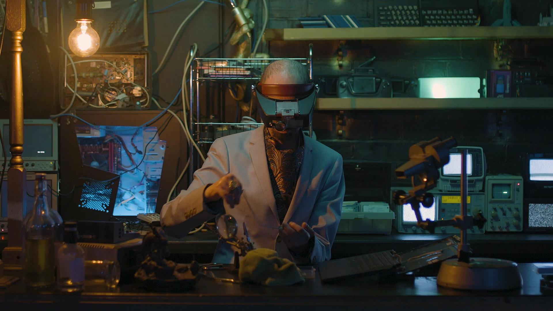 The Stainless Steel Soul movie scene