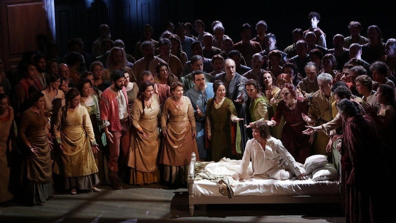 Giovanna d'Arco 2015 movie scene