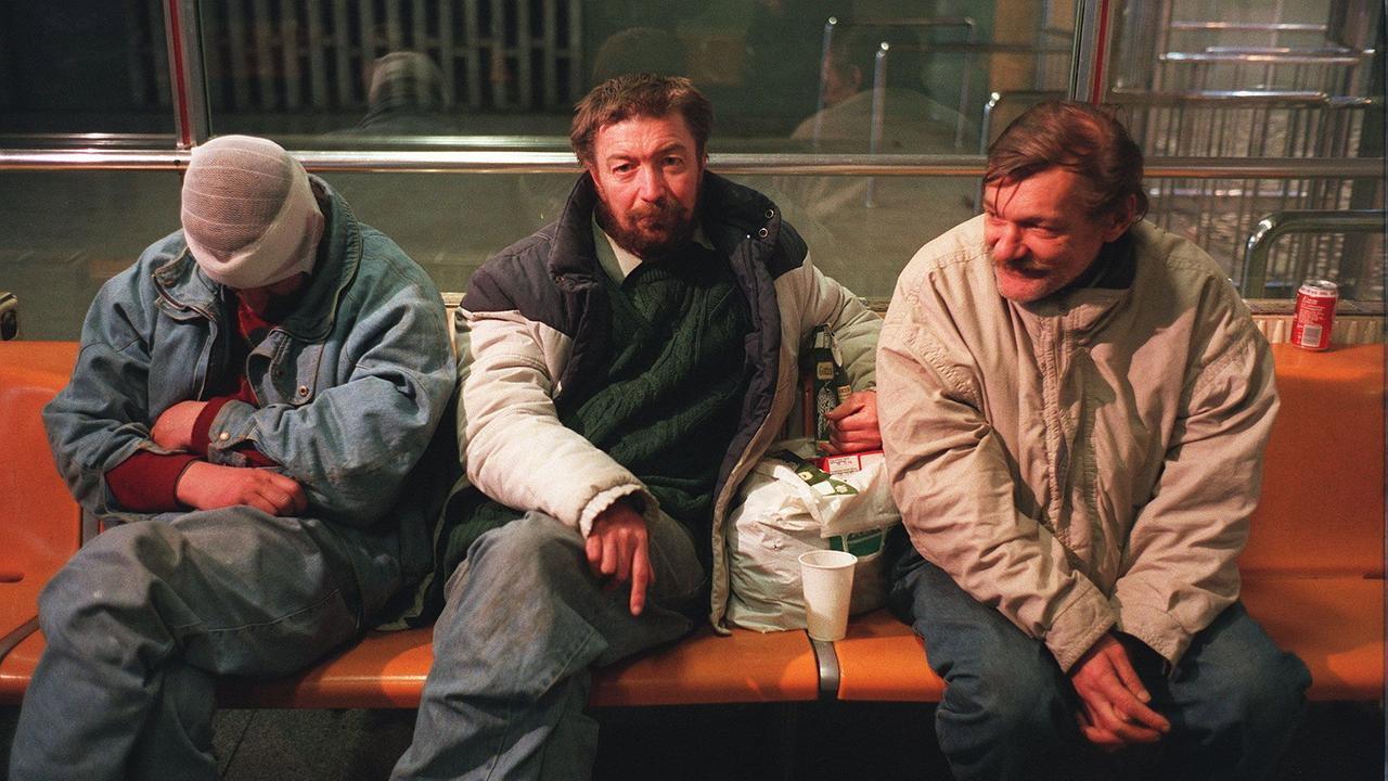 Alltagsgeschichte – Treffpunkt U-Bahn 1993 movie scene