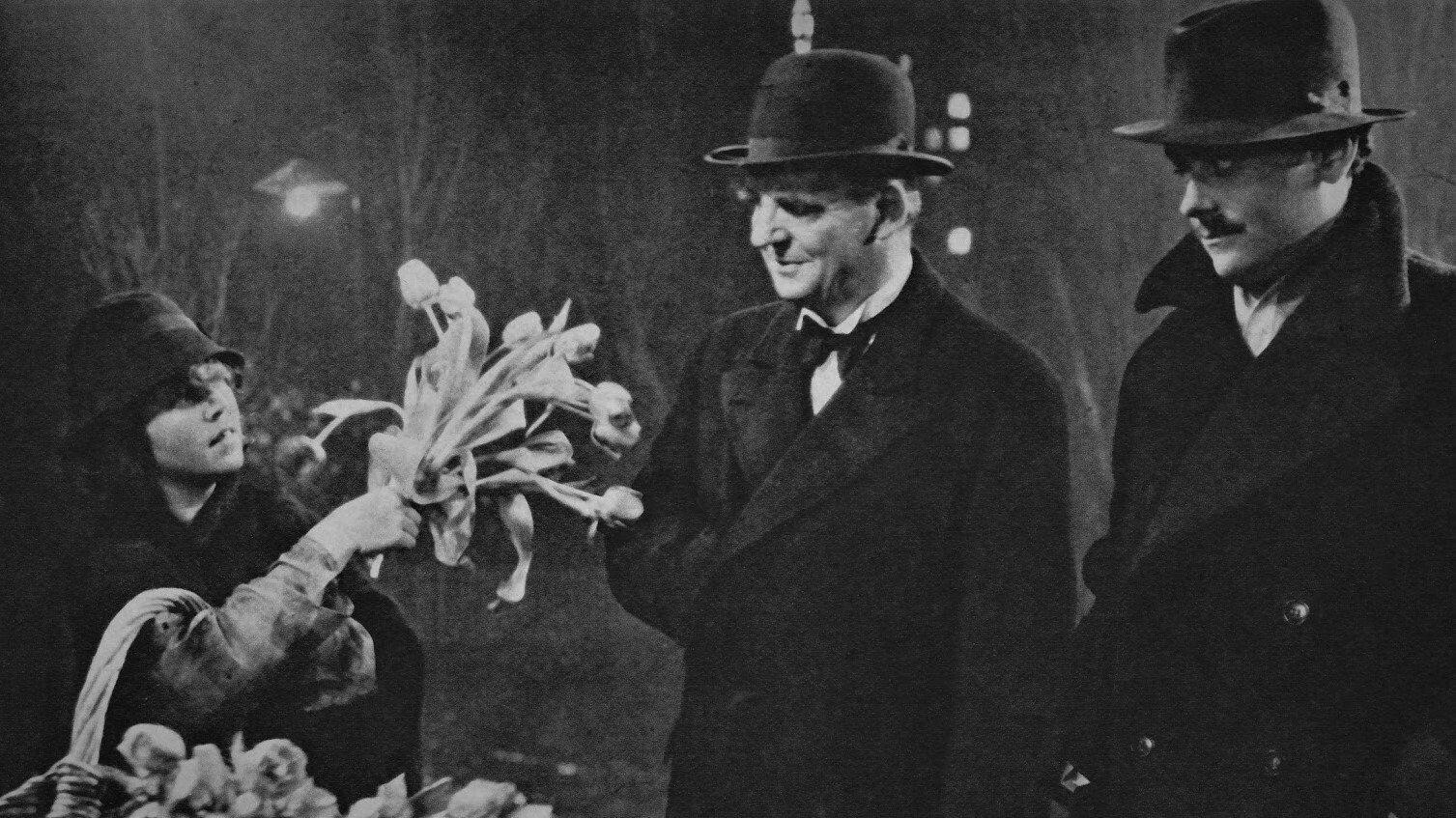 Pygmalion 1937 movie scene